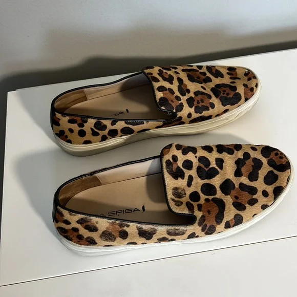 Via Spiga slip ons - Picture 3 of 4